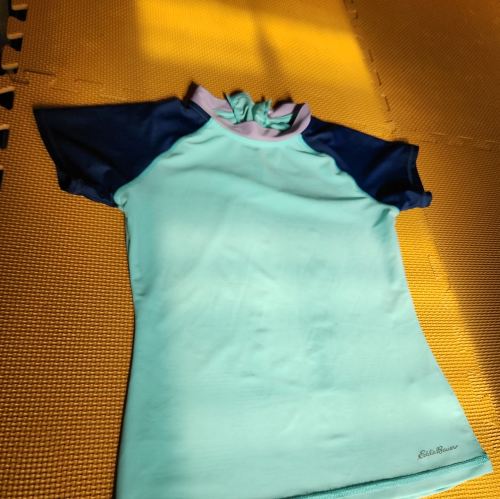 Eddie Bauer Rashguard - Picture 4 of 6